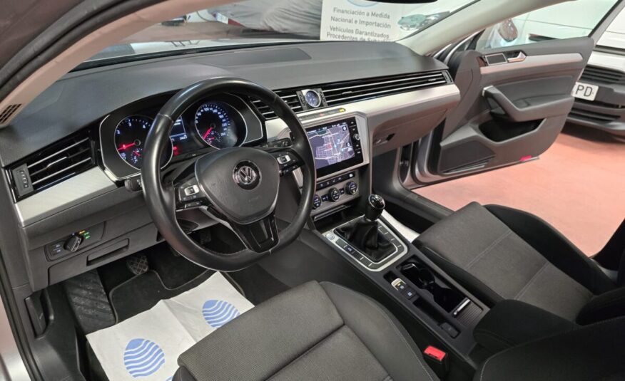 VOLKSWAGEN Passat 2.0 TDI 110kW 150CV