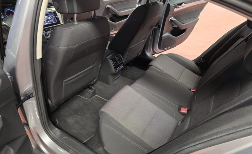 VOLKSWAGEN Passat 2.0 TDI 110kW 150CV