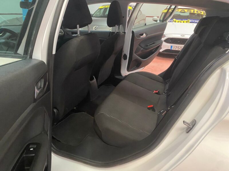 PEUGEOT 308 5p Access BlueHDi