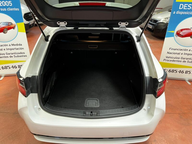 TOYOTA Corolla 1.8 125h active Hybrid.
