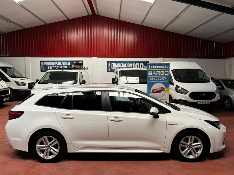 TOYOTA Corolla 1.8 125h active Hybrid.