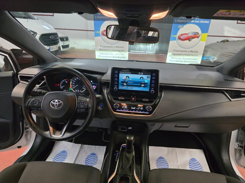 TOYOTA Corolla 1.8 125h active Hybrid.