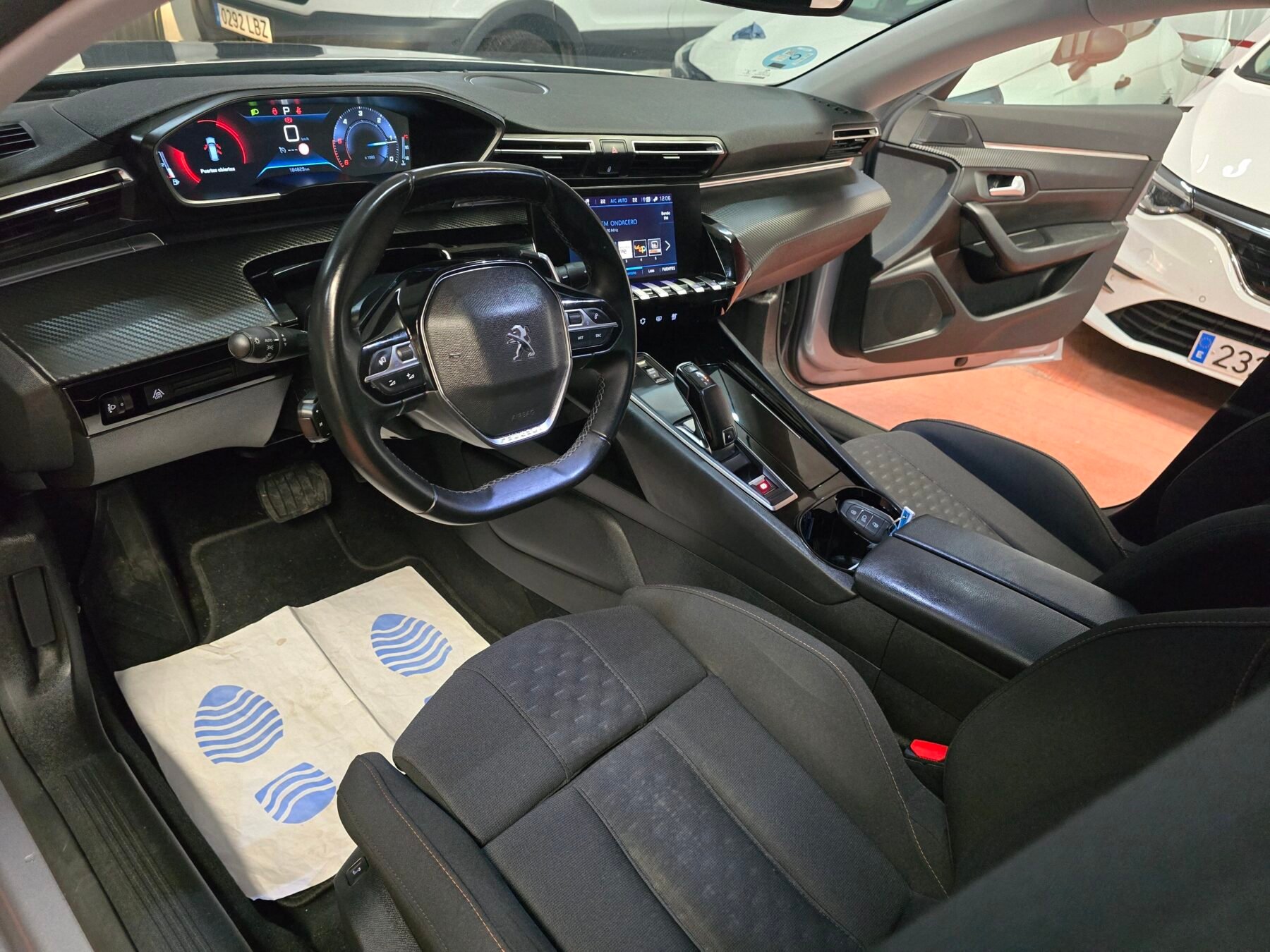 PEUGEOT 508 130CV EAT8