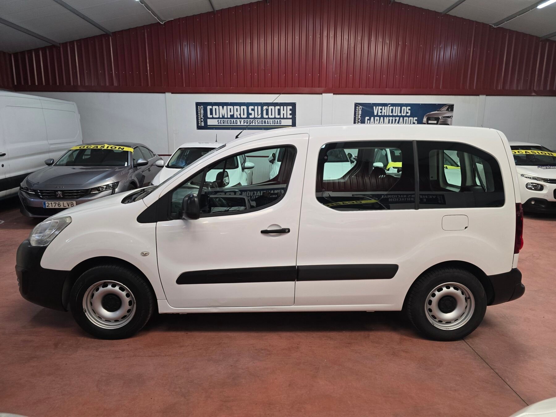 PEUGEOT PARNERT 1.6 hdi   tepee