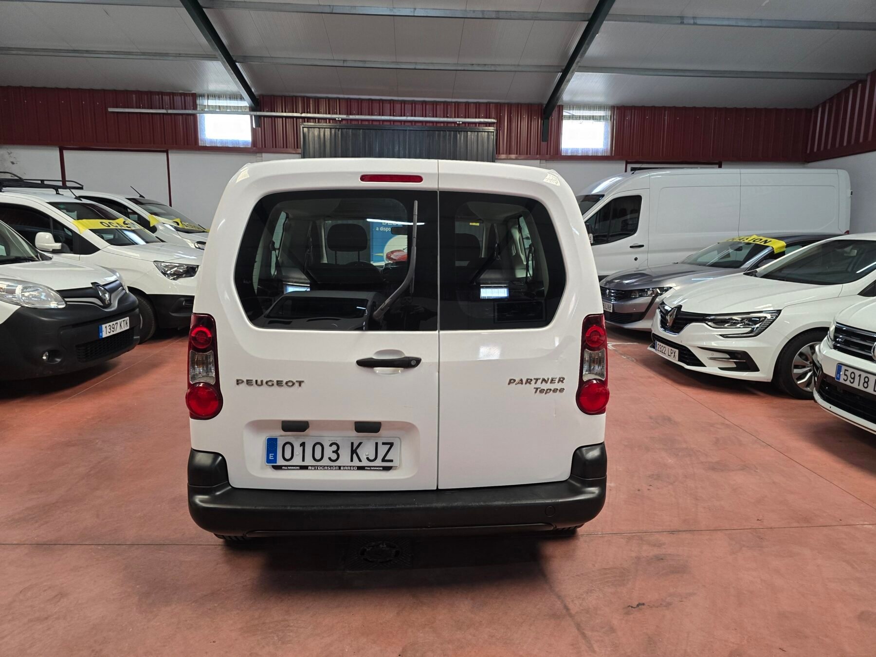 PEUGEOT PARNERT 1.6 hdi   tepee