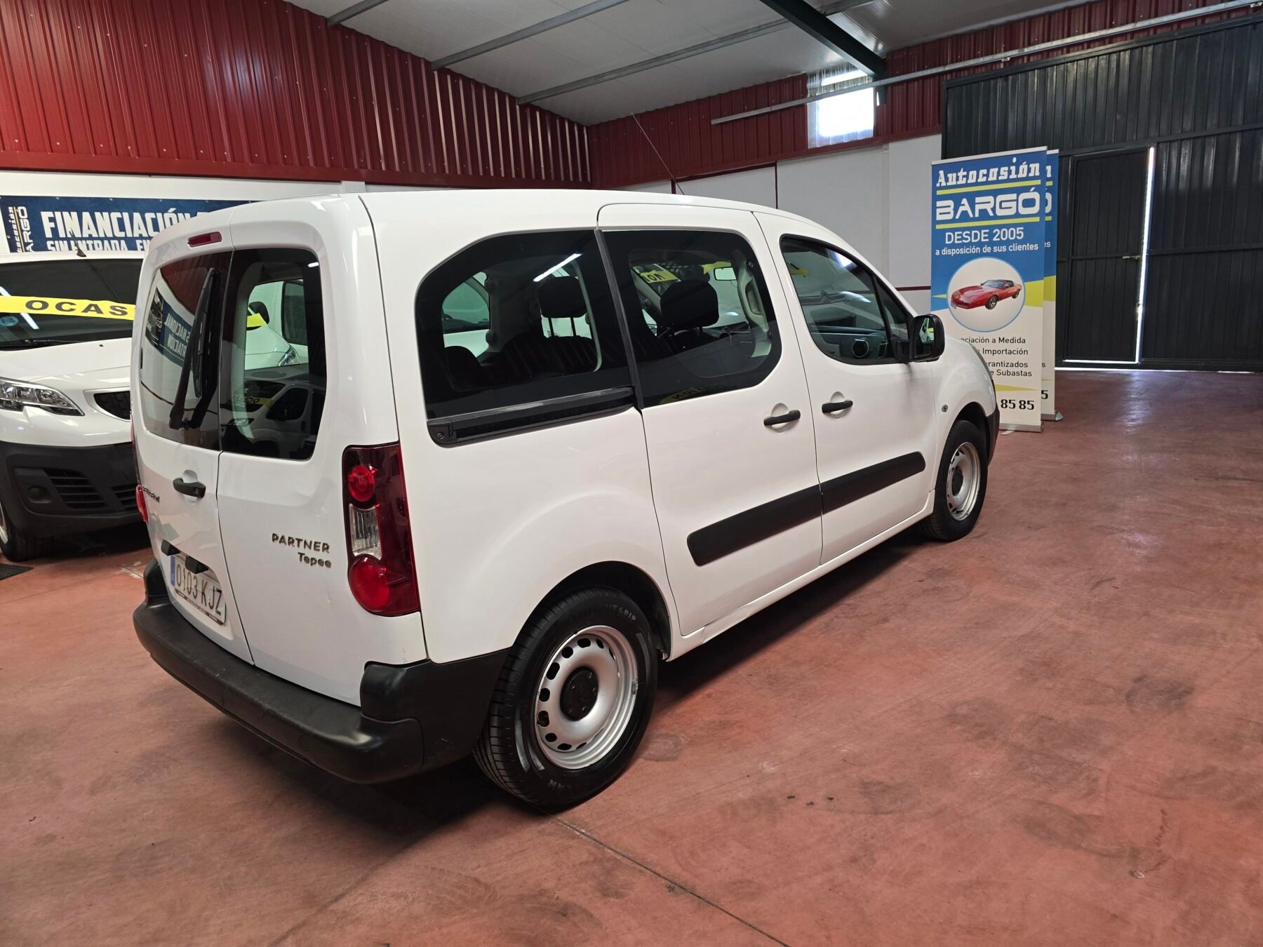 PEUGEOT PARNERT 1.6 hdi   tepee