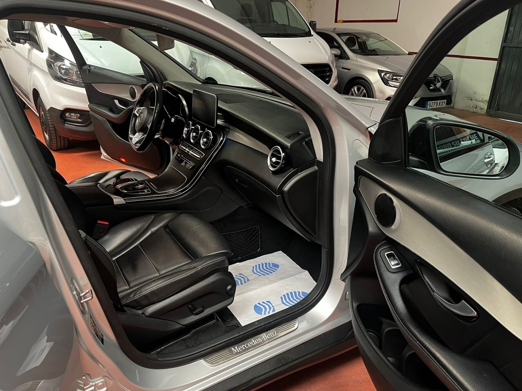 MERCEDES-BENZ GLC 220 BlueTEC Sportive AMG