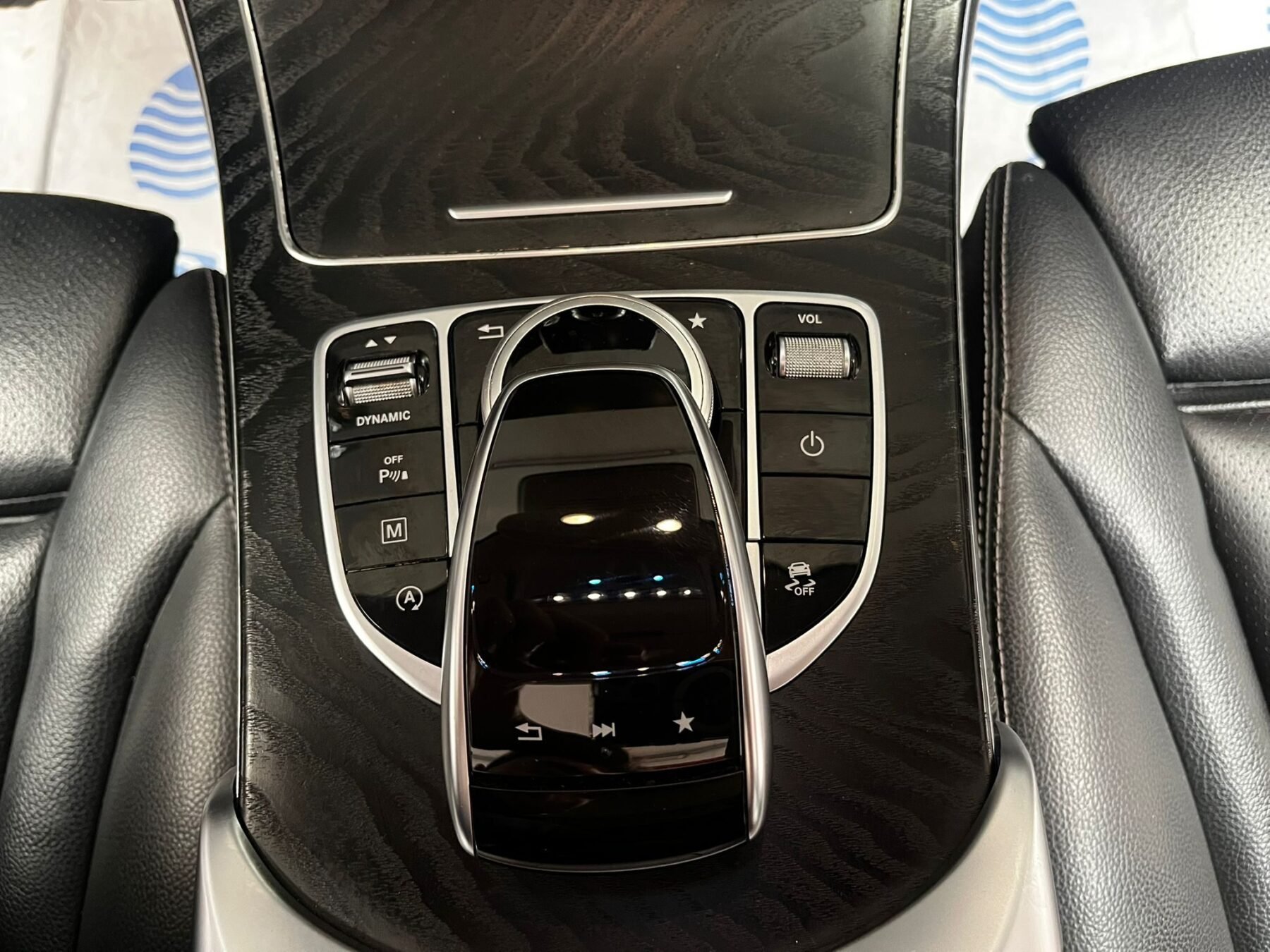 MERCEDES-BENZ GLC 220 BlueTEC Sportive AMG