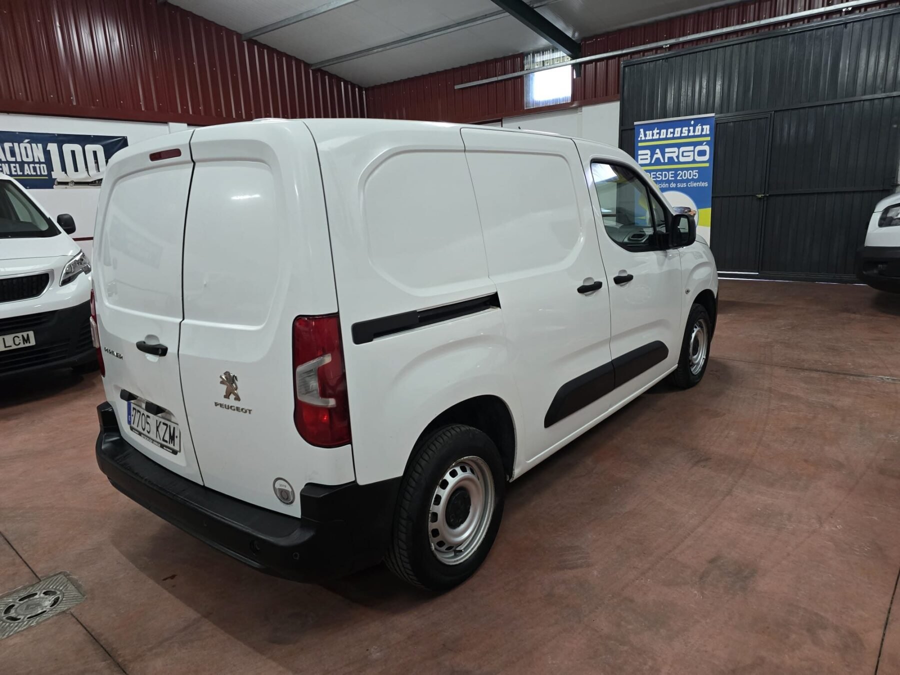 PEUGEOT PARNERT 1.6 hdi 100CV 