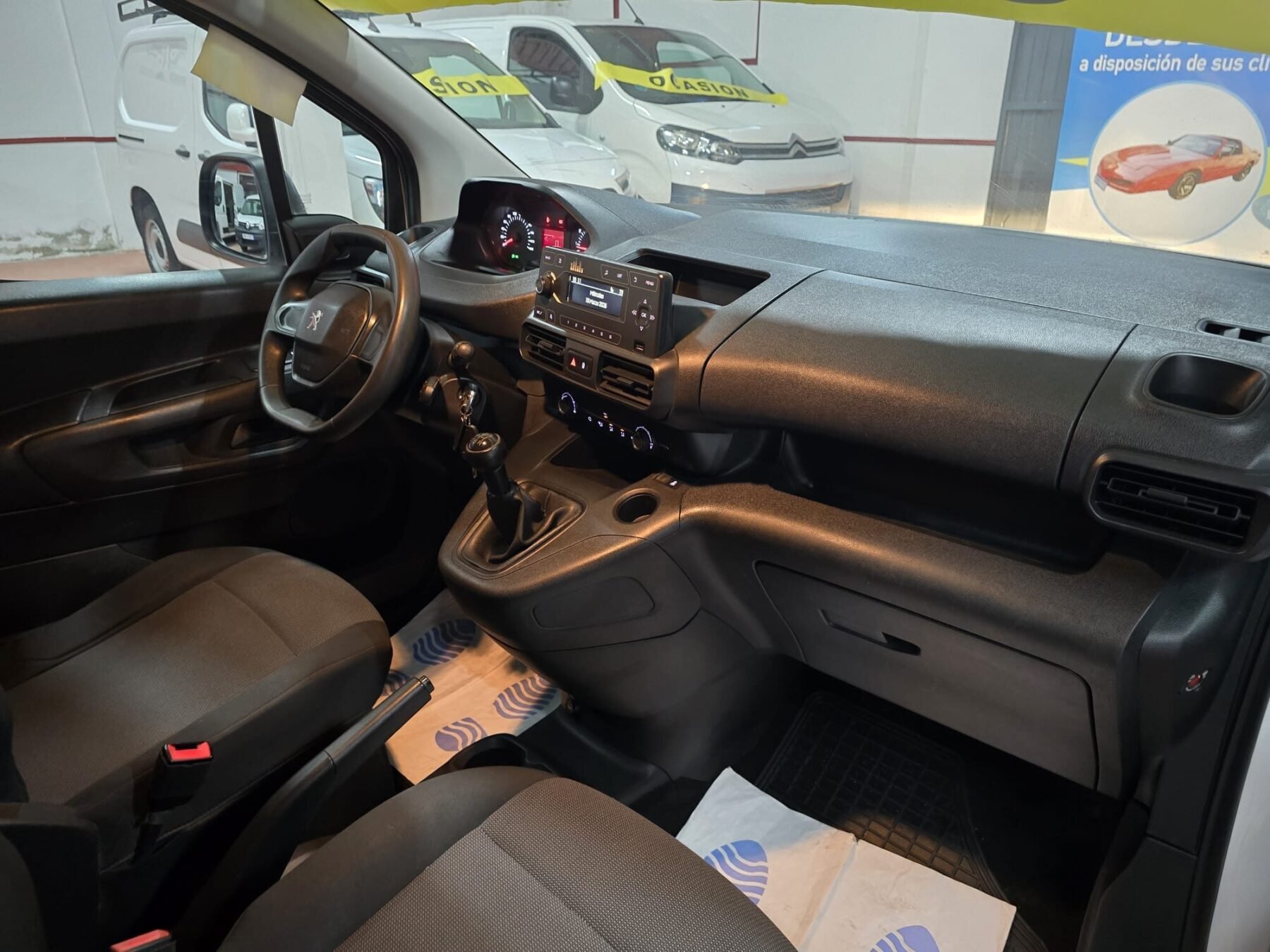 PEUGEOT PARNERT 1.6 hdi 100CV 