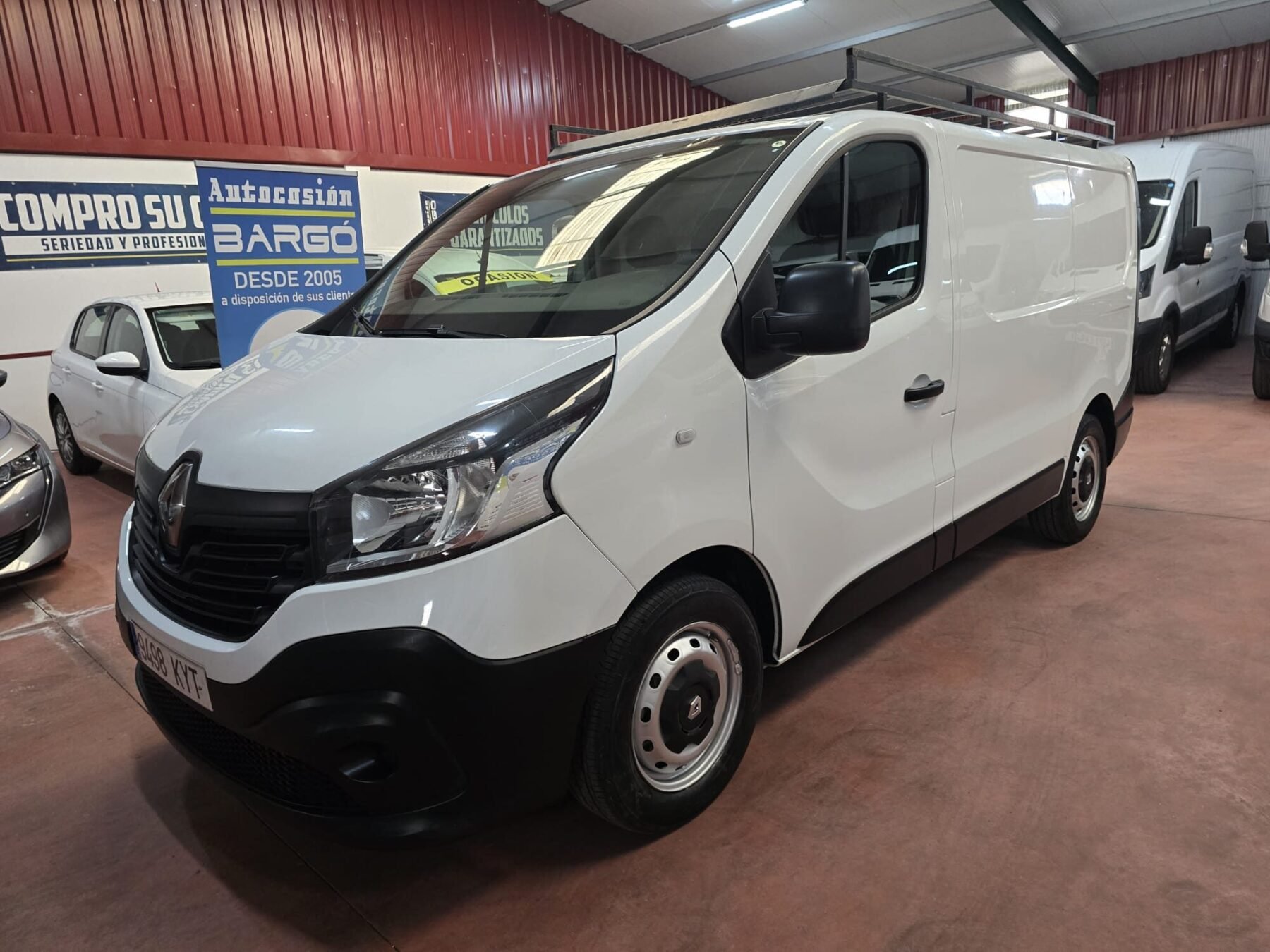 RENAULT TRAFIT dci