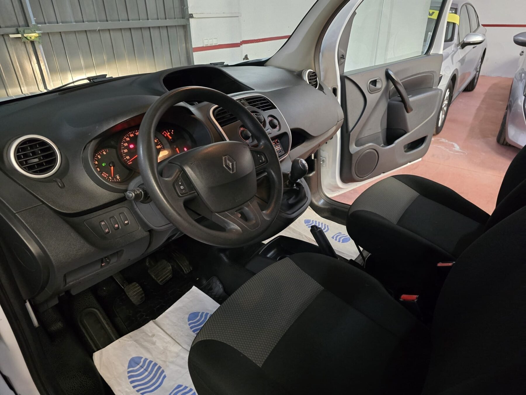 RENAULT Kangoo 1.5DCI 95CV