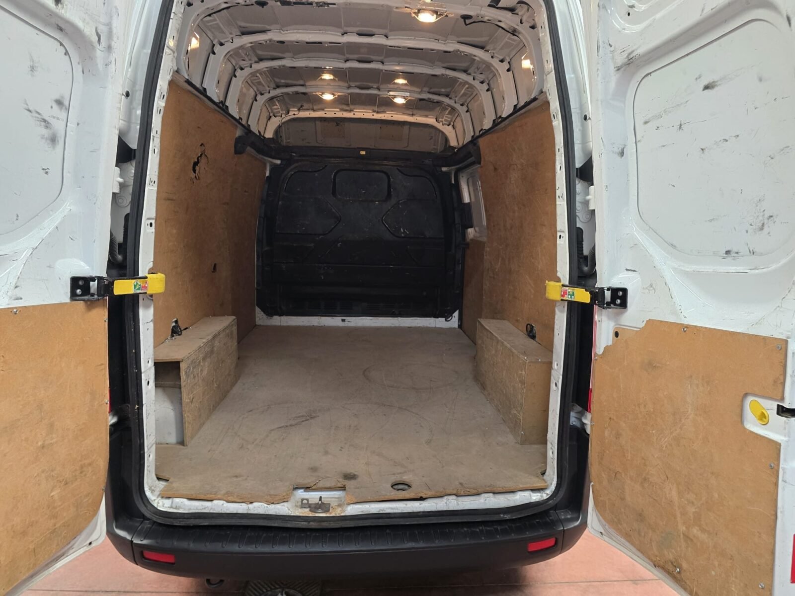 FORD Transit CUSTON L2 H2 CUSTON L2 H2 130CV