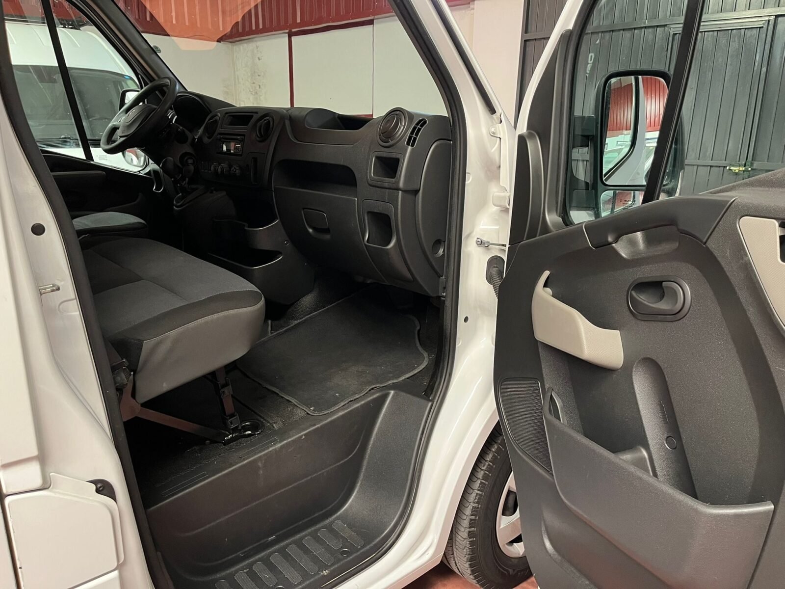 RENAULT master 165CV DCI