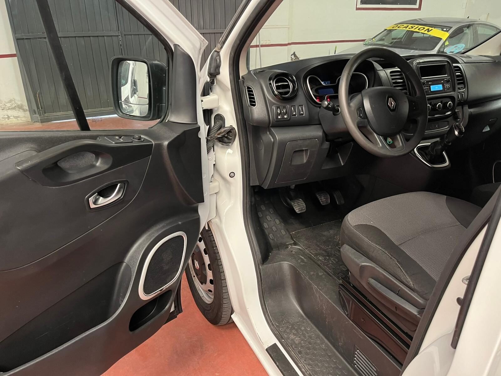 RENAULT TRAFIT DCI 120CV
