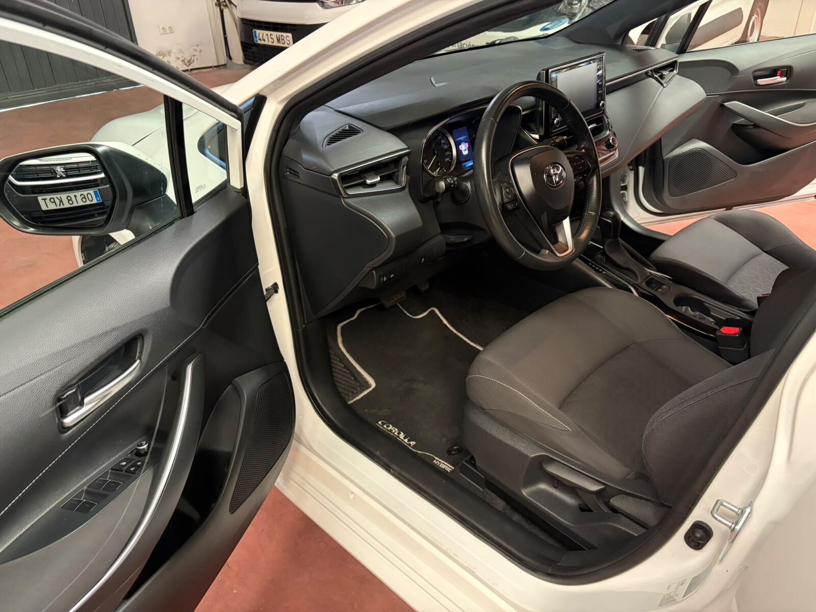 TOYOTA Corolla 1.8 hibrido